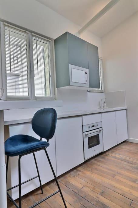 Unique Loft Apartment Located 15 Minutes From The Champs Elysees サン・トゥアン エクステリア 写真