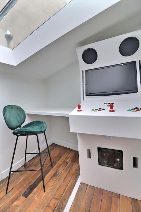 Unique Loft Apartment Located 15 Minutes From The Champs Elysees サン・トゥアン エクステリア 写真